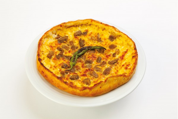 Kavurmalı Kaşarlı Pide
